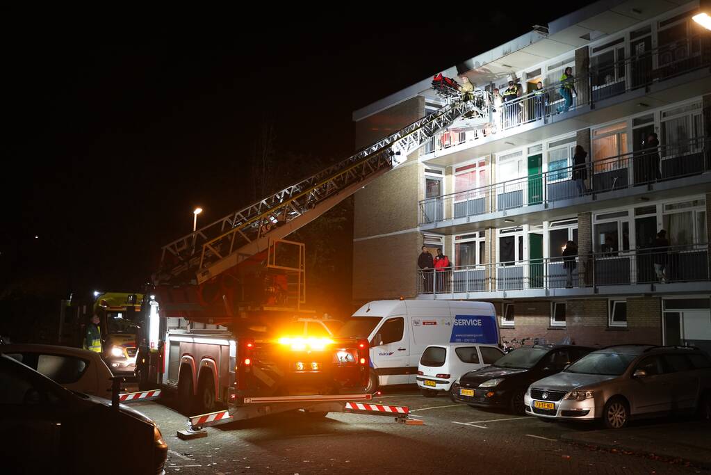 Politie schiet verdachte neer