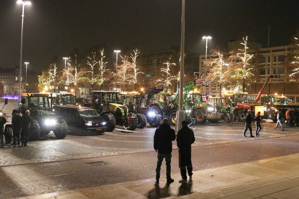 Boeren demonstreren opnieuw, dit keer tegen politie