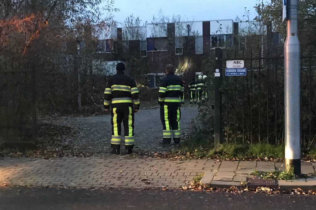 Veel brandweer bij instortingsgevaar oefening