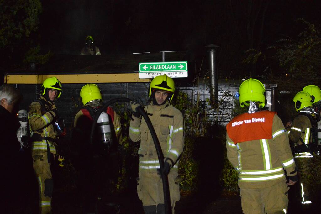 Tuinhuisje verwoest na brand