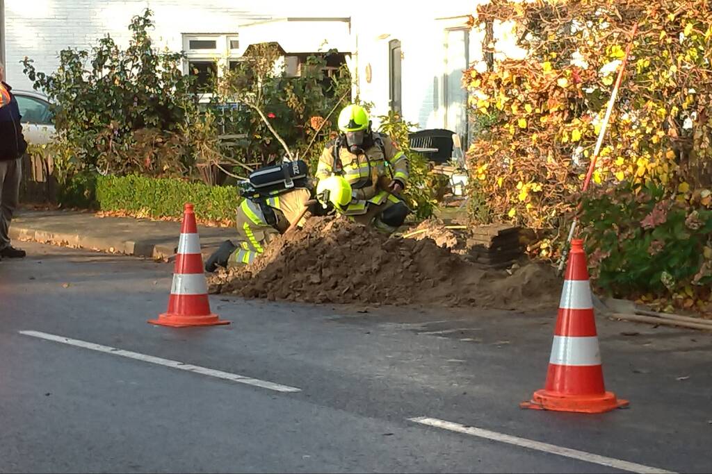 Straat afgezet door gaslek na graafwerkzaamheden