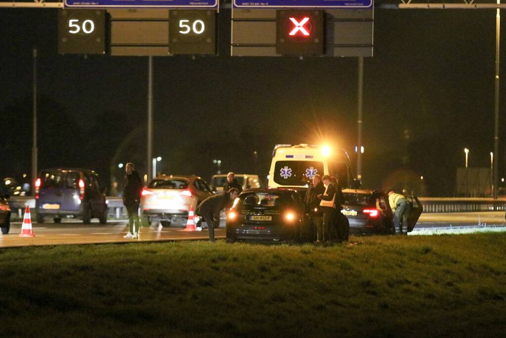 Botsing tussen drie voertuigen