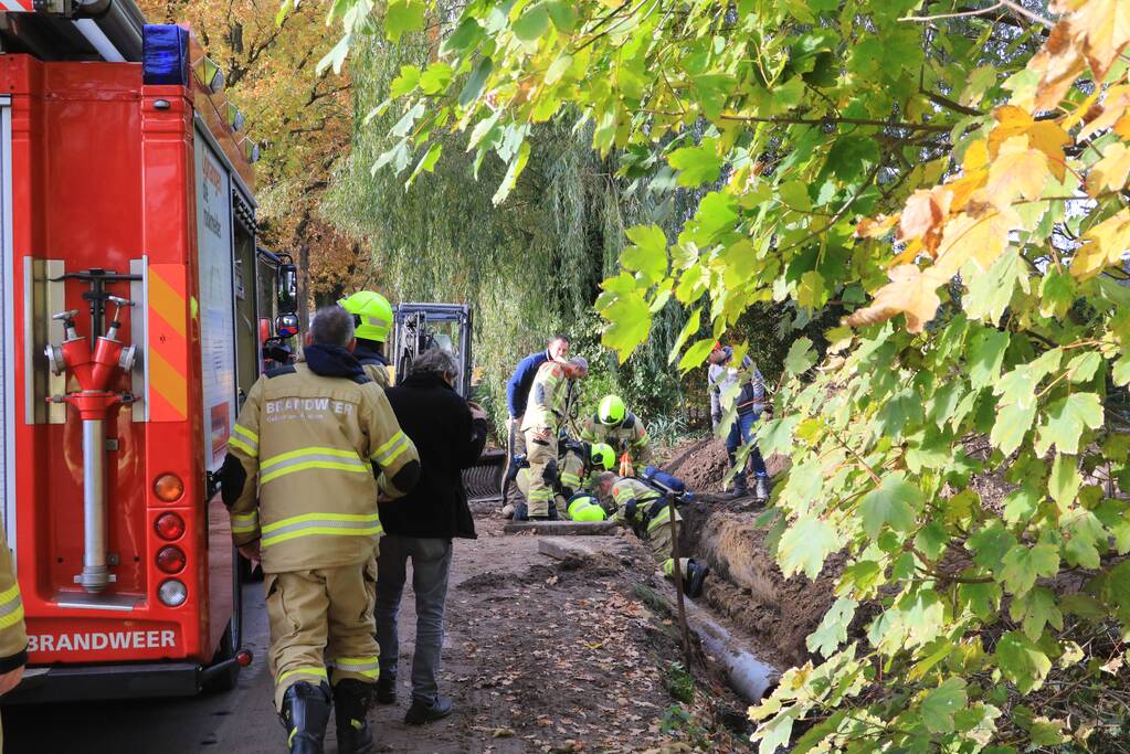 Graafmachine trek gasleiding kapot