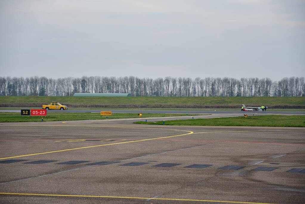Veel hulpdiensten naar noodsituatie op vliegveld