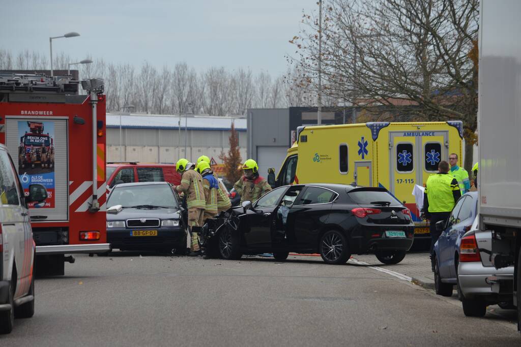 Gewonde na frontale aanrijding