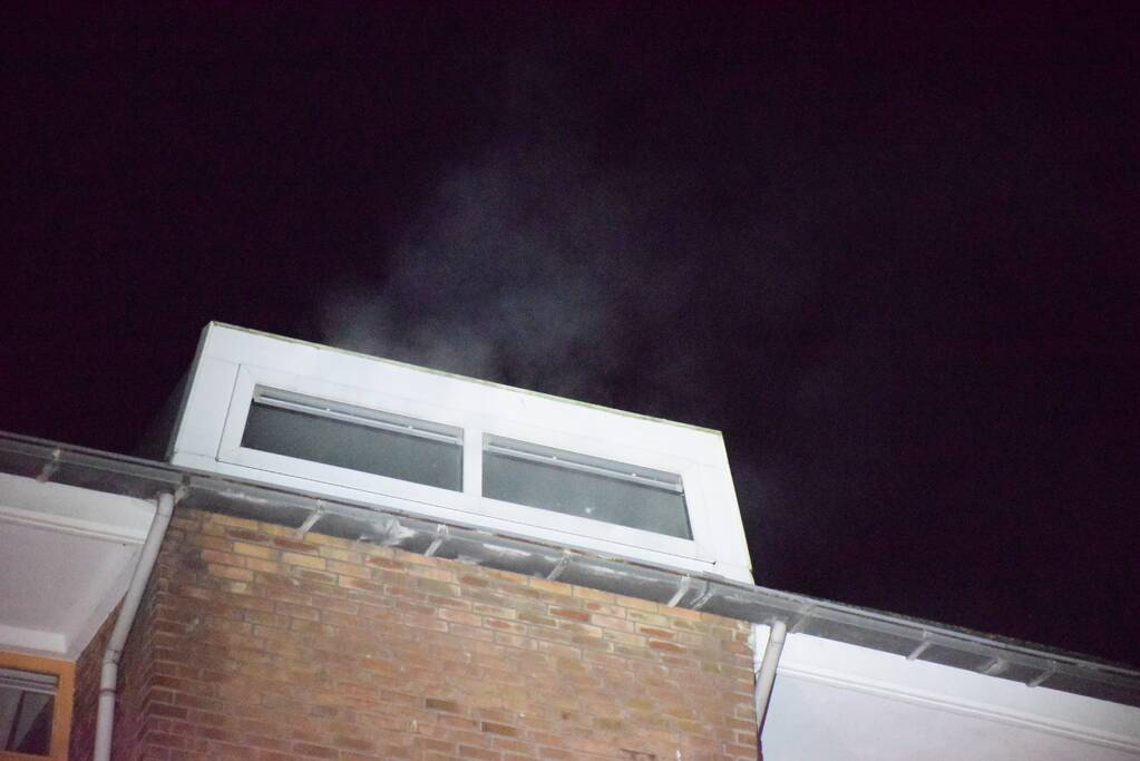 Felle brand in portiek