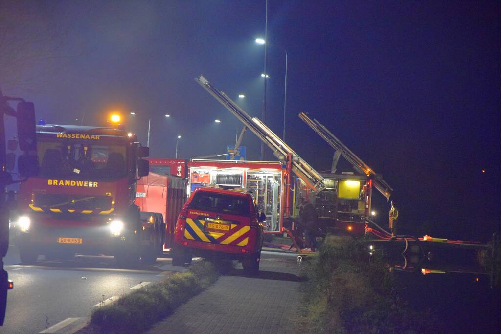 Persoon aangehouden bij grote brand in woning