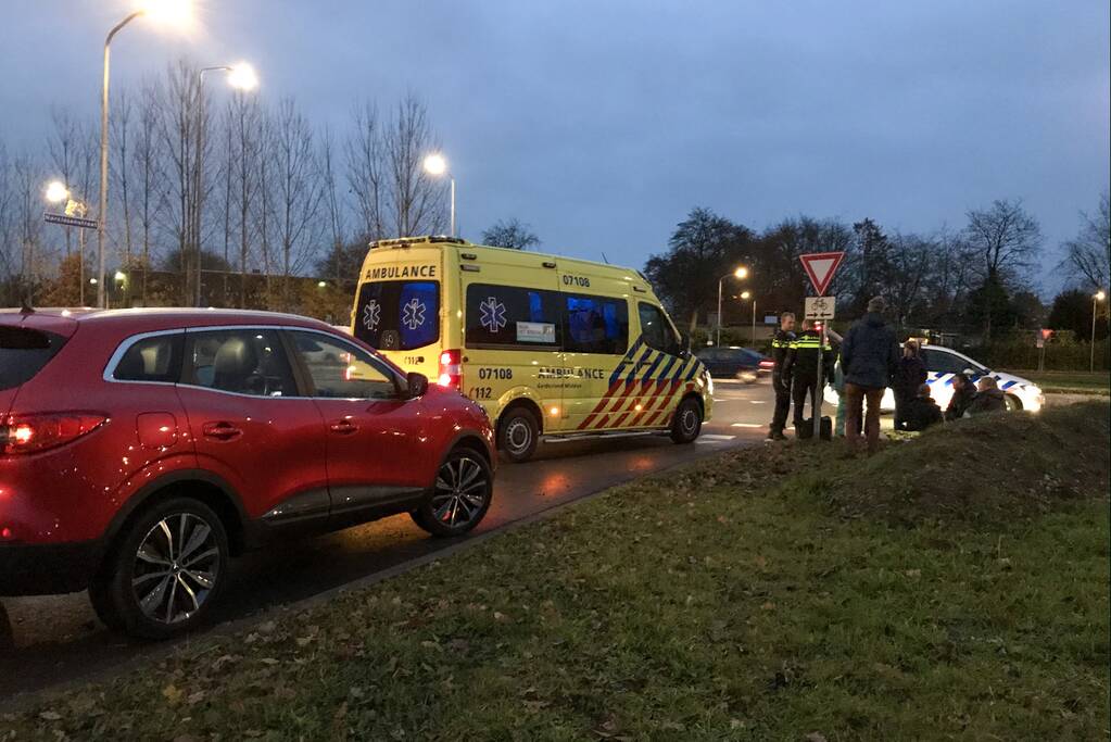 Overstekende fietser aangereden