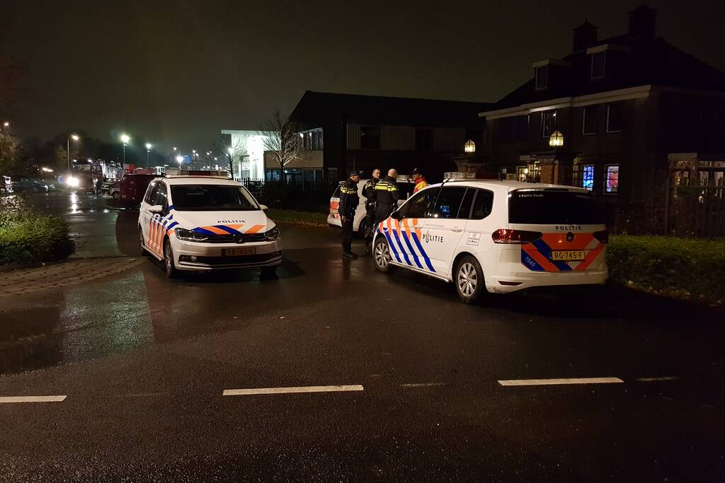 Wielrennen aangereden door bestelbus