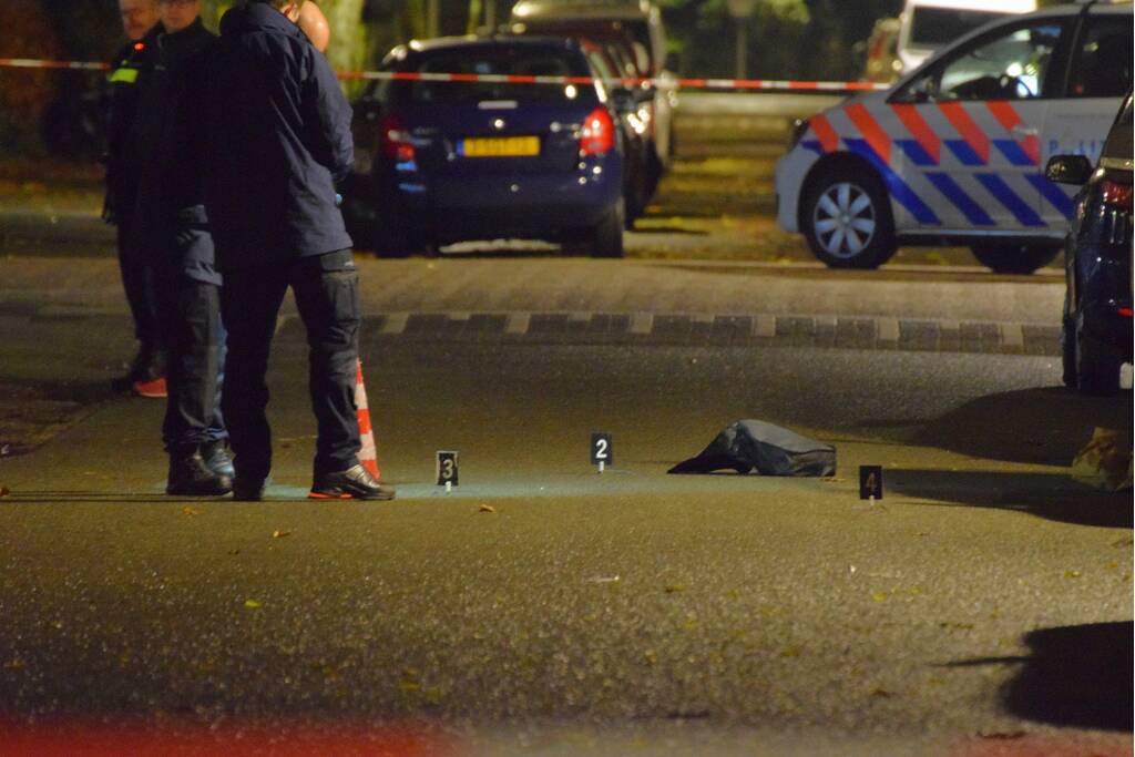 Geschoten bij overval op supermarkt