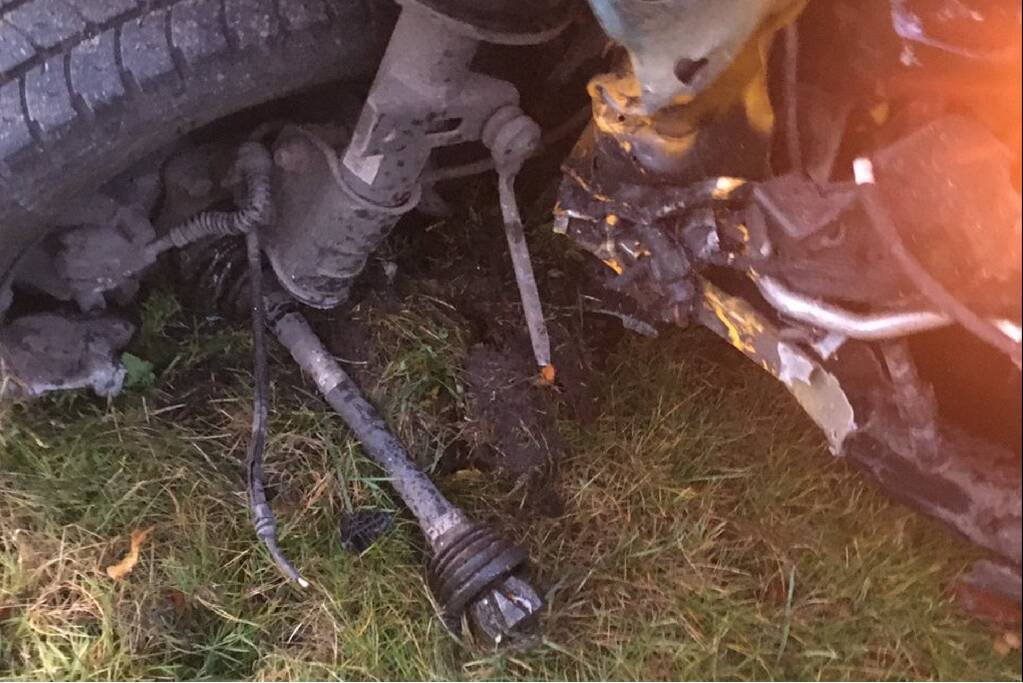 Vier voertuigen zwaar beschadigd bij ongeval knooppunt Batadorp