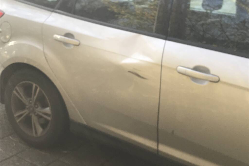 Fietser gewond na botsing met auto