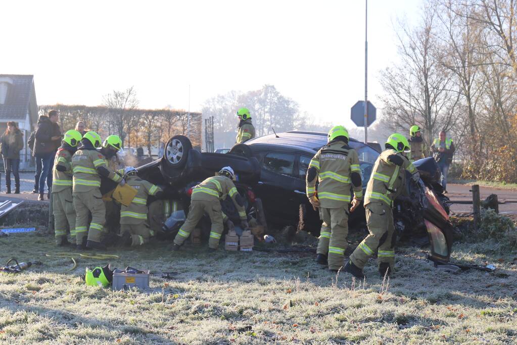 Zwaargewonde bij aanrijding