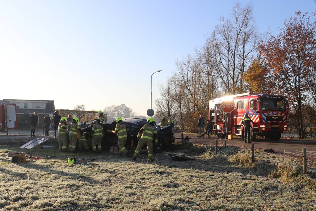 Zwaargewonde bij aanrijding