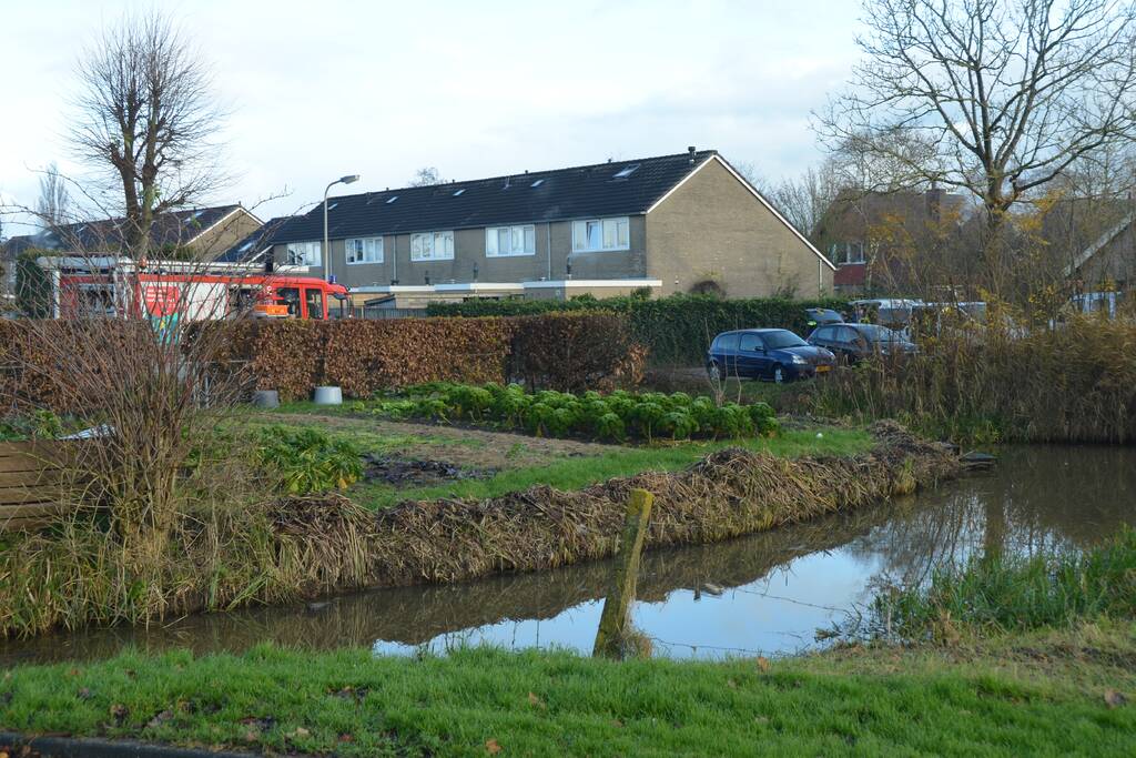 Dode vrouw aangetroffen in water