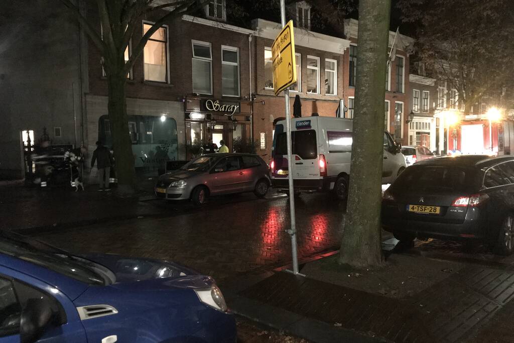 Brandweer verricht metingen na gaslucht