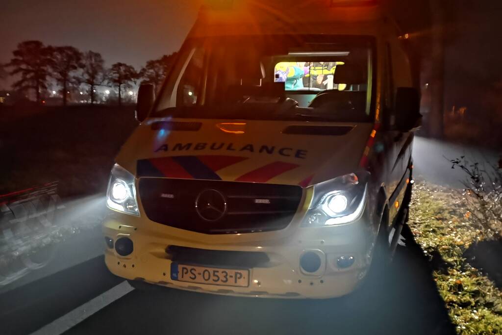 Fietser en brommerrijder gewond na botsing