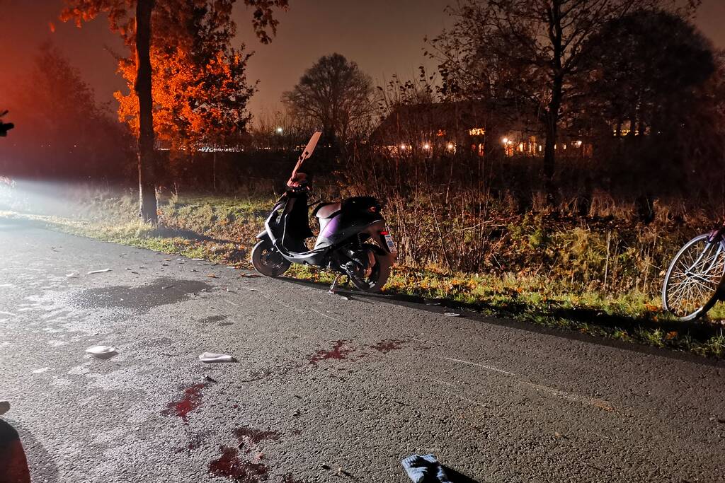 Fietser en brommerrijder gewond na botsing