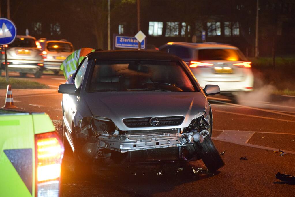 Veel schade bij frontale botsing