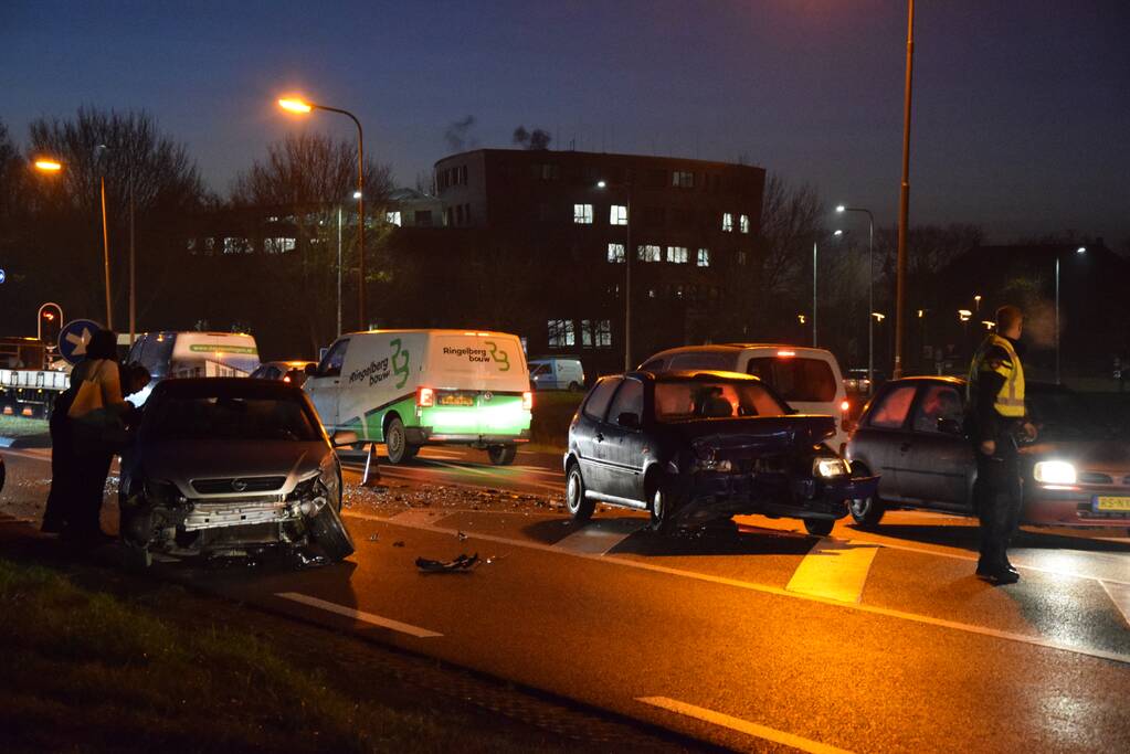 Veel schade bij frontale botsing