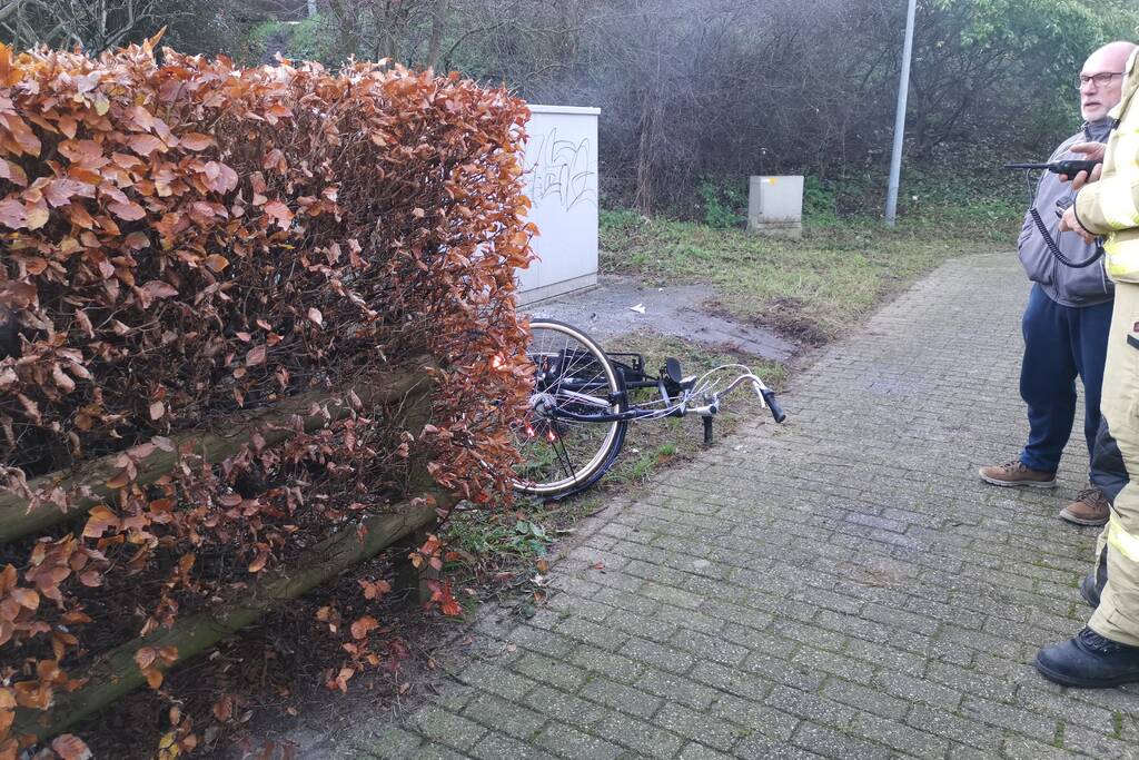 Achterband fiets in brand