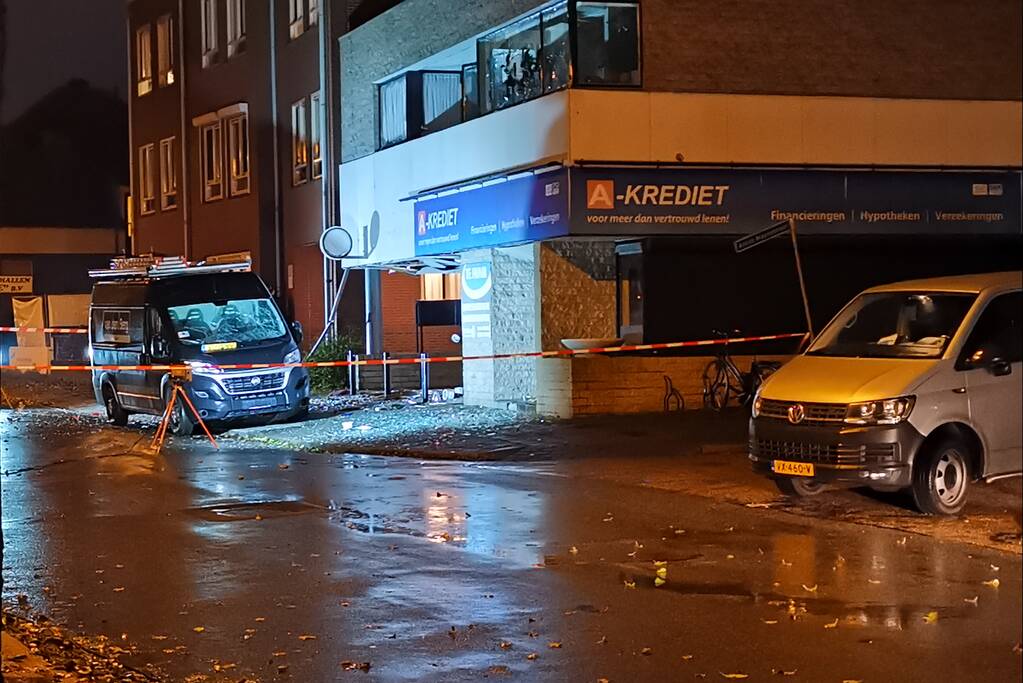 Plofkraak op pinautomaat van SNS Bank