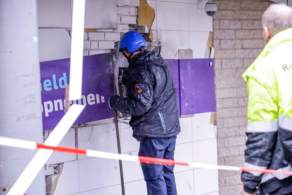 Plofkraak op pinautomaat van SNS Bank