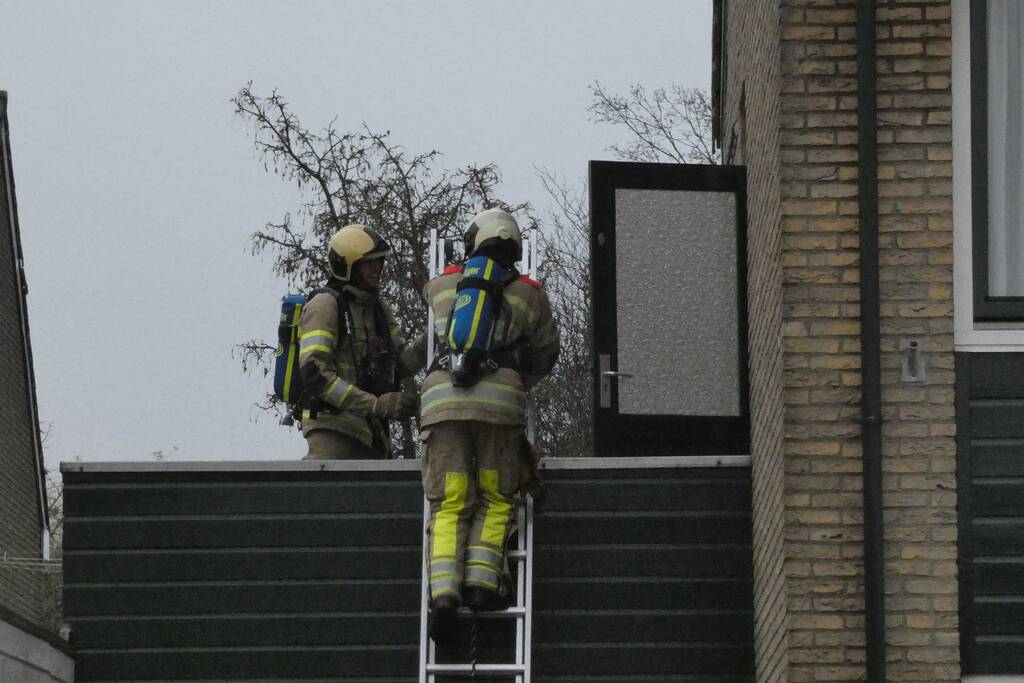 Smeulend materiaal in wasdroger zorgt voor inzet brandweer