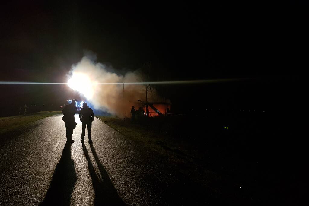 Chalet volledig verwoest door brand