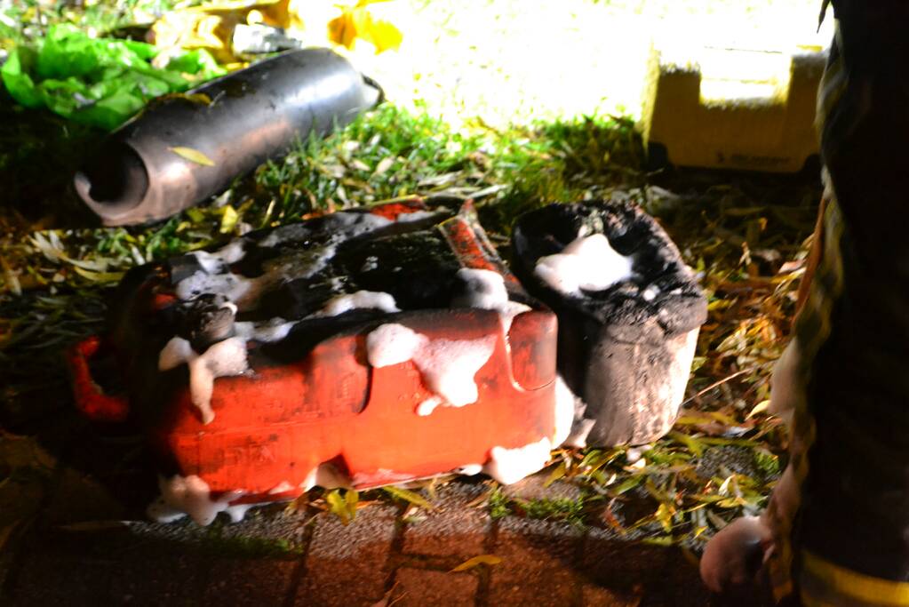 Plezierboot verwoest door brand