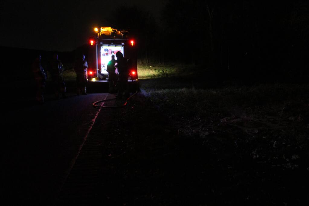 Brandende tv achtergelaten in bossen