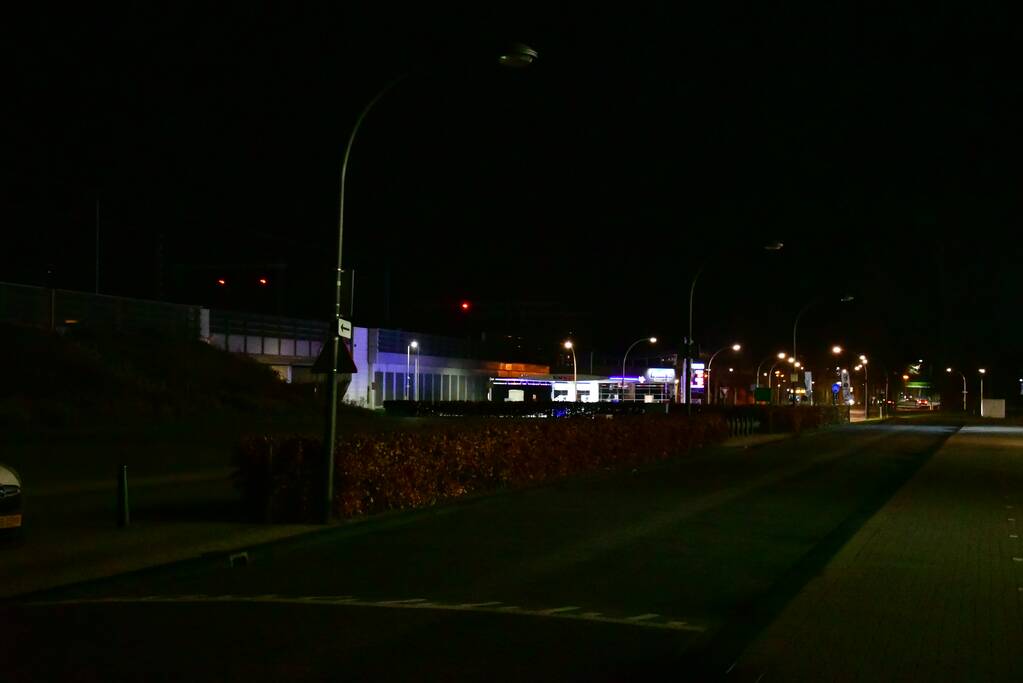 Restaurants en theater in donker na stroomstoring