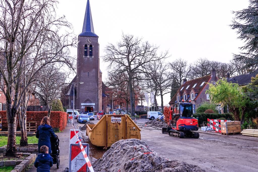 Noodvoorzieningen voor basisschool en woningen na zoveelste leidingbreuk