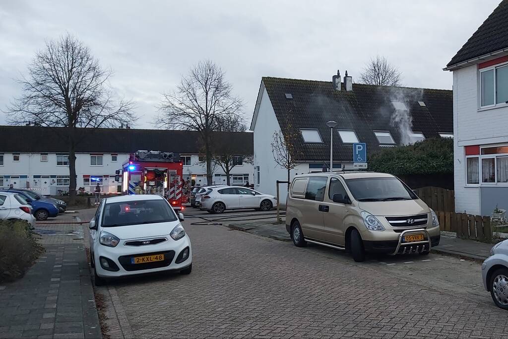 Veel rook bij brand in schuur