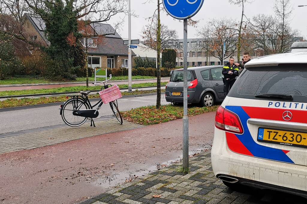 Fietser aangereden door personenauto