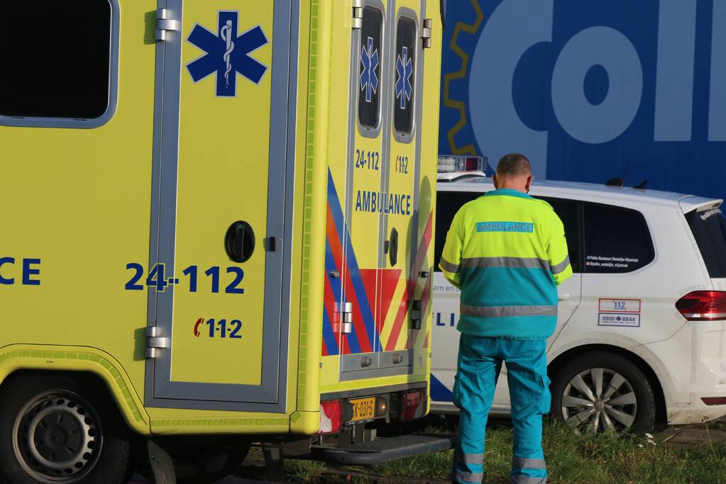 Scooterrijder gewond na ongeval met busje