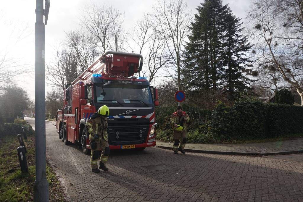 Schoorsteenbrand snel onder controle