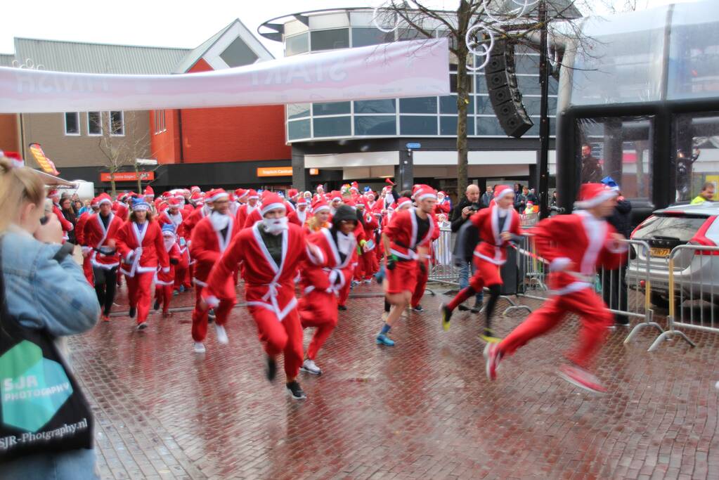 Kerstevent Lelystad feestelijk geopend