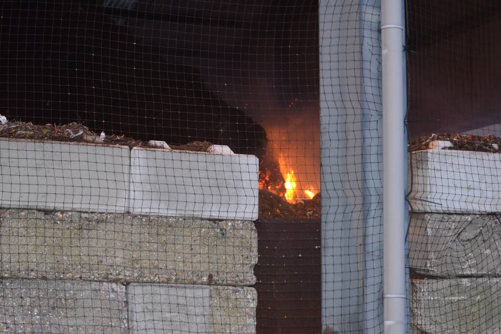 Brand in composthoop lastig te blussen