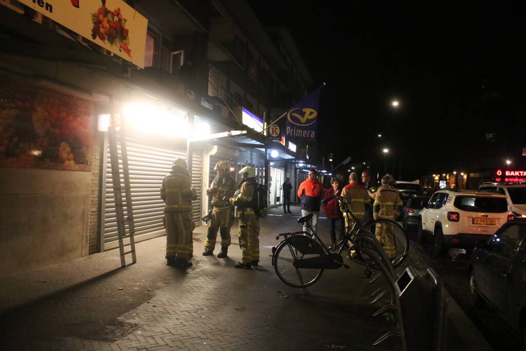 Brandgerucht in Primera winkel