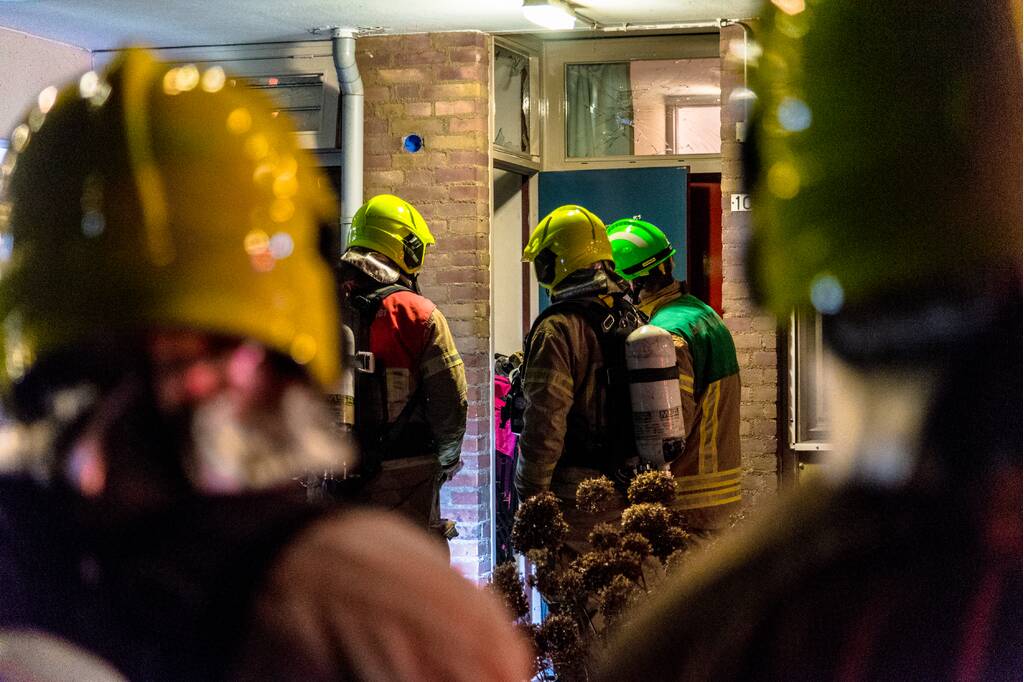 Ramen gesprongen door mogelijk explosief