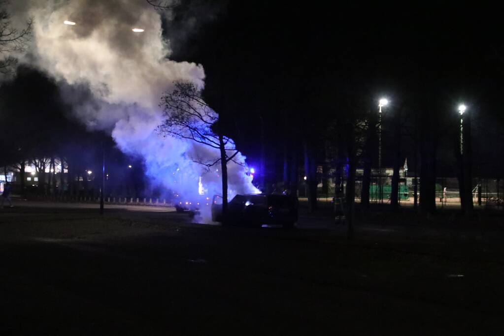 Personenauto verwoest na brand