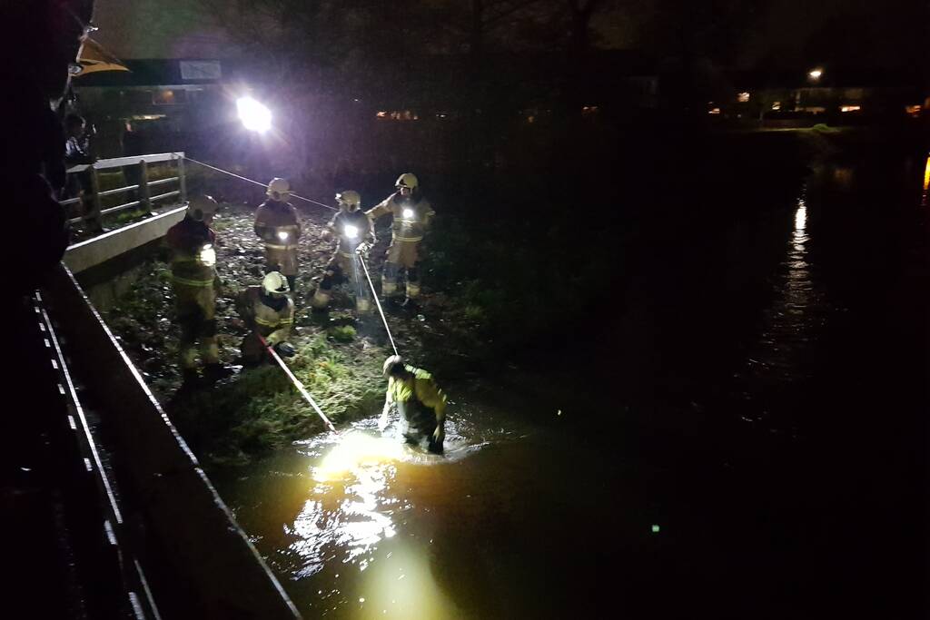 Brandweer ingezet voor lampje in sloot