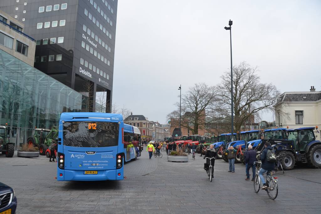 Geen bussen en afgesloten wegen door boerenprotest