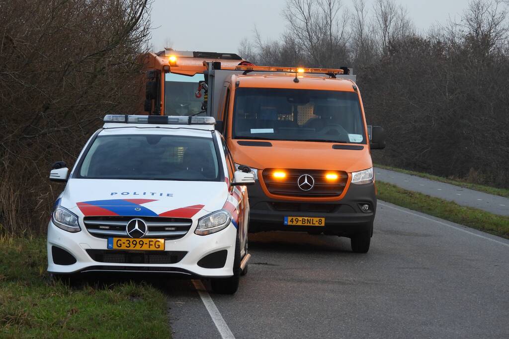 Dode bij ernstig ongeval vrachtwagen en bestelbus Fonejachtbrug