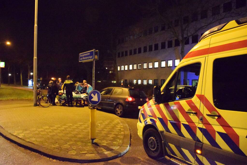 Fietser gewond na aanrijding met personenauto