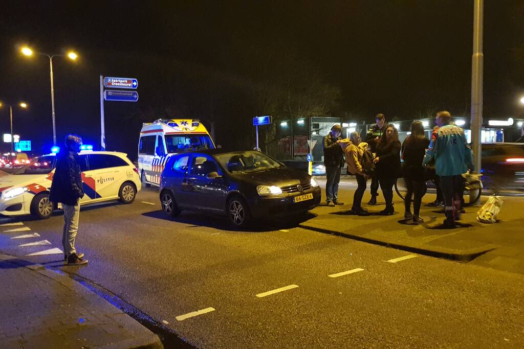 Fietser gewond na aanrijding met personenauto