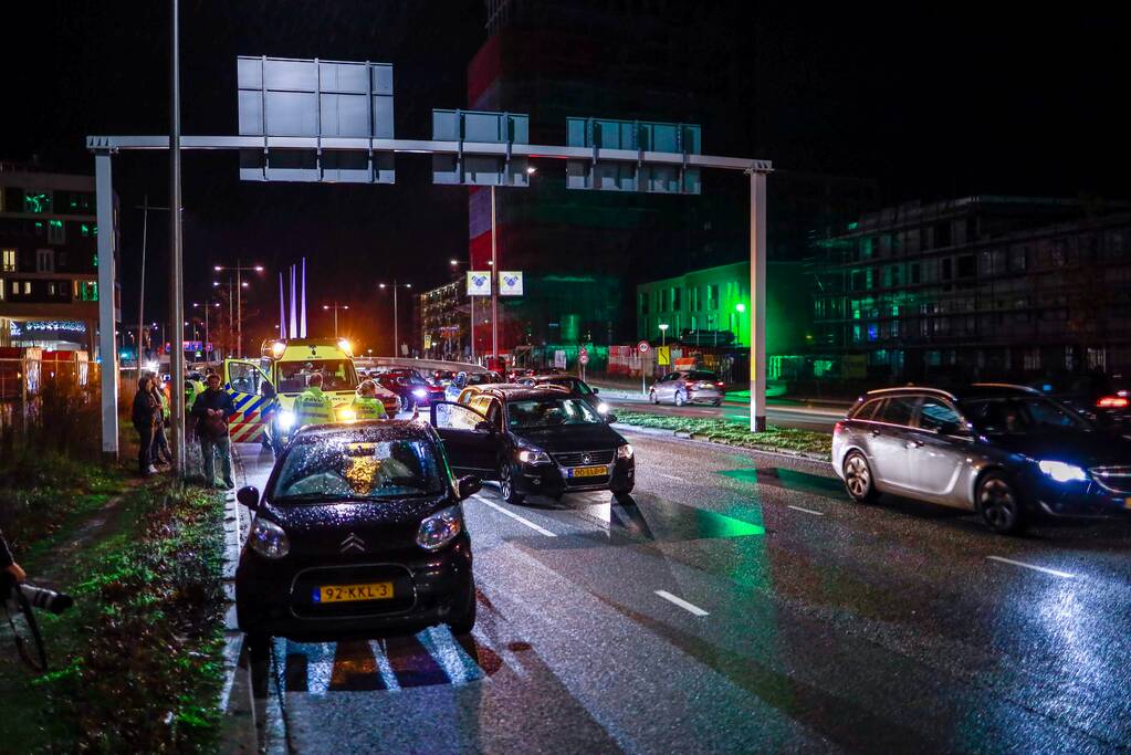 Drie auto's betrokken bij kop-staat aanrijding