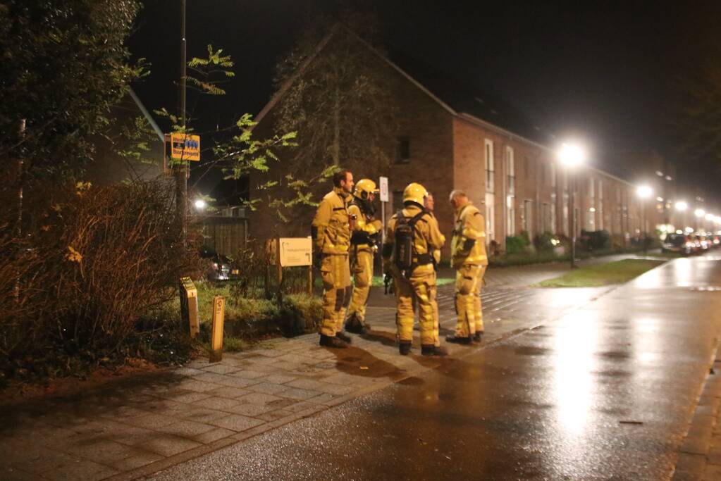 Brandweer verricht metingen gaslek