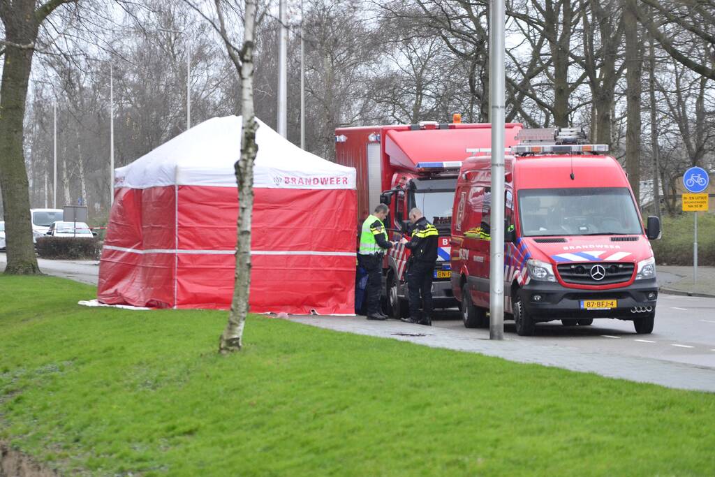 Overleden persoon gevonden in sloot
